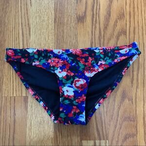 NWT black floral bikini bottoms